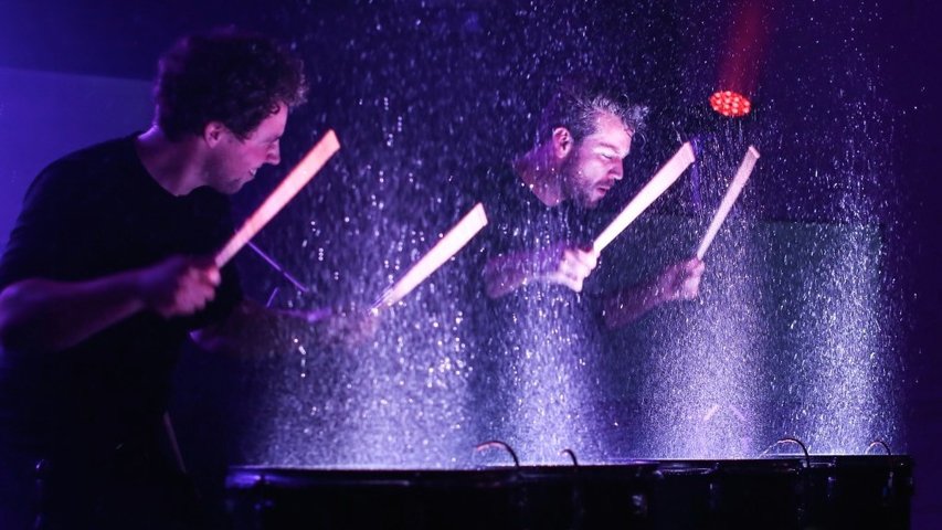 Splashing Drums