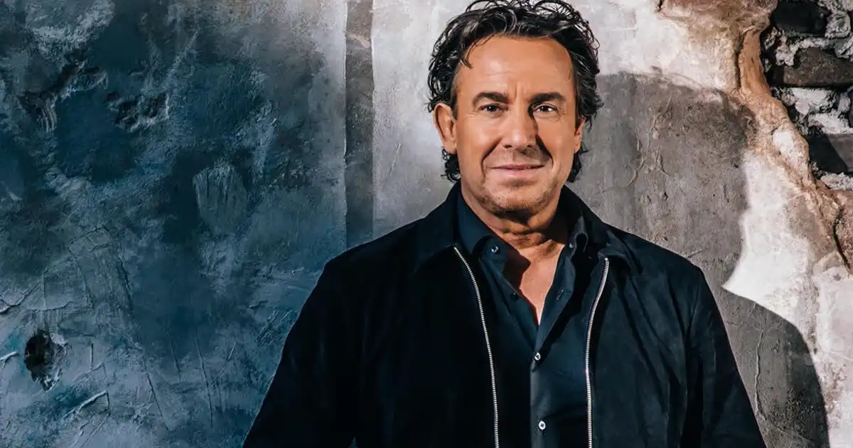 Marco Borsato tijdens een optreden op een Nederlands podium